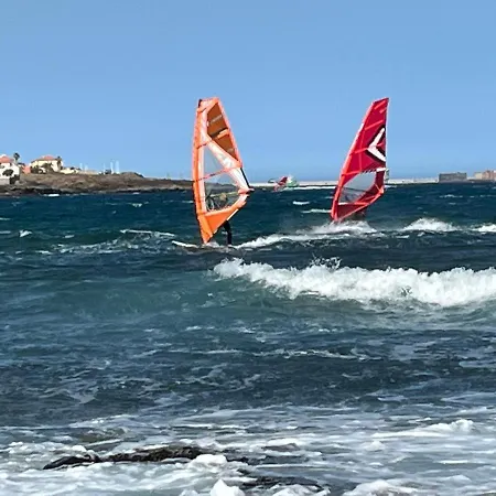 Adosado 아파트 엘메다노