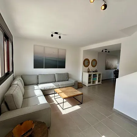 Adosado 엘메다노